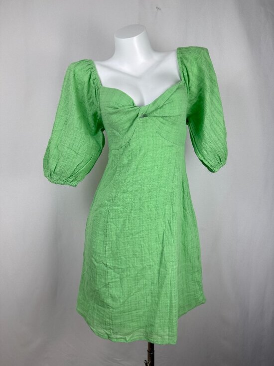 Billabong Dresses & Skirts - Billabong Green Puff Sleeve Smocked Keyhole Mini Dress Womens Size M Cotton